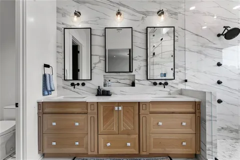 $3,000,000 | 319 West Frances Avenue, Tampa, FL 33602