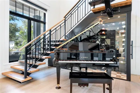 $3,000,000 | 319 West Frances Avenue, Tampa, FL 33602