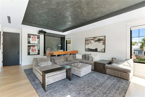 $3,000,000 | 319 West Frances Avenue, Tampa, FL 33602