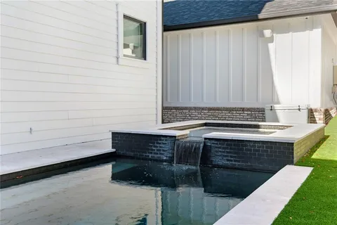 $3,000,000 | 319 West Frances Avenue, Tampa, FL 33602