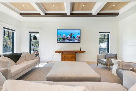 $3,000,000 | 319 West Frances Avenue, Tampa, FL 33602