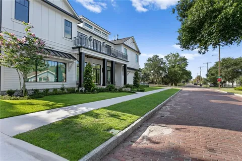 $3,000,000 | 319 West Frances Avenue, Tampa, FL 33602
