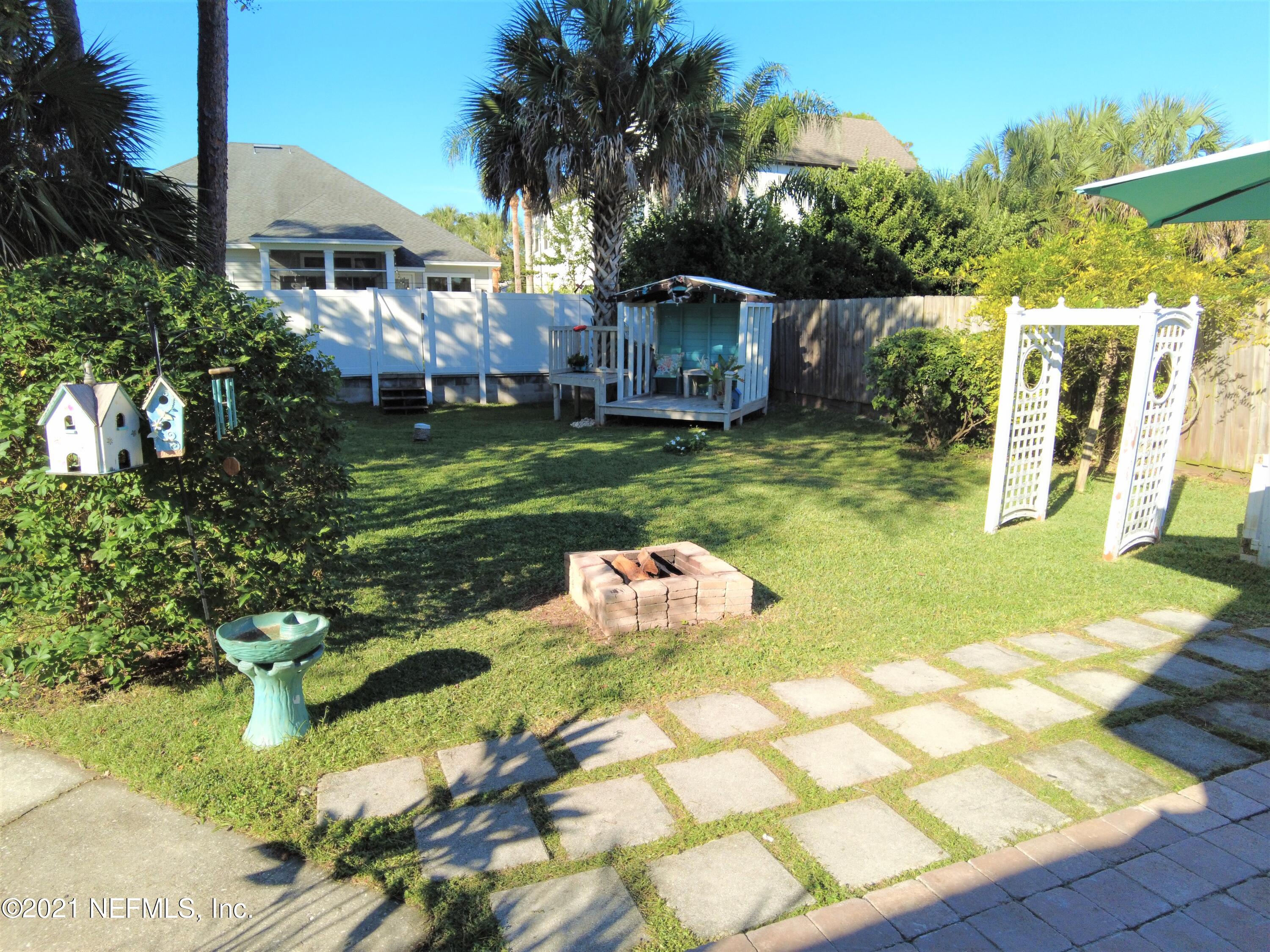 37 Solana Road Ponte Vedra Beach, FL 32082 - Photo 30 of 36 Backyard