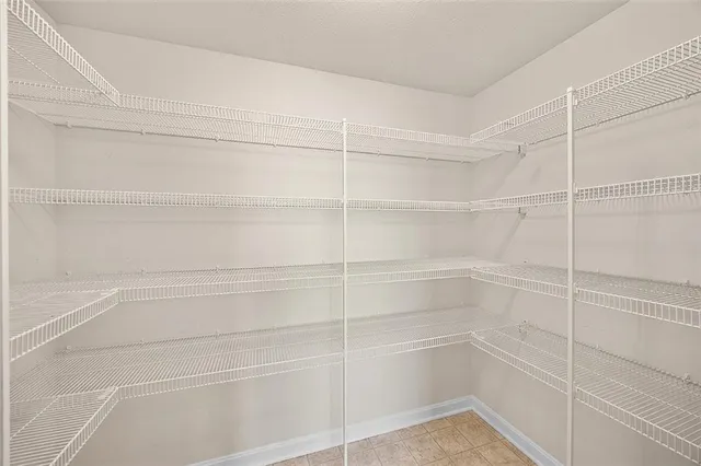 $299,900 | 1001 Raymond Drive, Oakdale, PA 15071