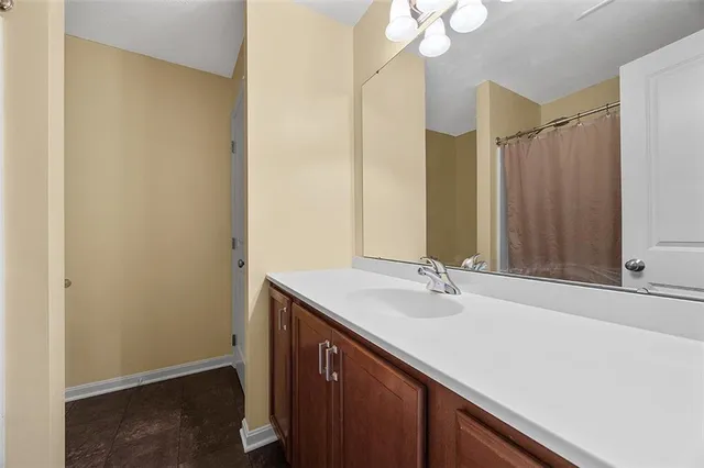 $299,900 | 1001 Raymond Drive, Oakdale, PA 15071