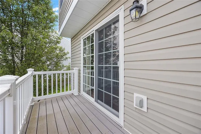 $299,900 | 1001 Raymond Drive, Oakdale, PA 15071