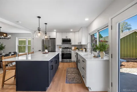 $799,000 | 7570 South Rosemary Circle, Centennial, CO 80112