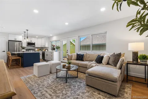 $799,000 | 7570 South Rosemary Circle, Centennial, CO 80112