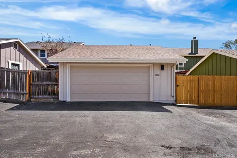 $799,000 | 7570 South Rosemary Circle, Centennial, CO 80112