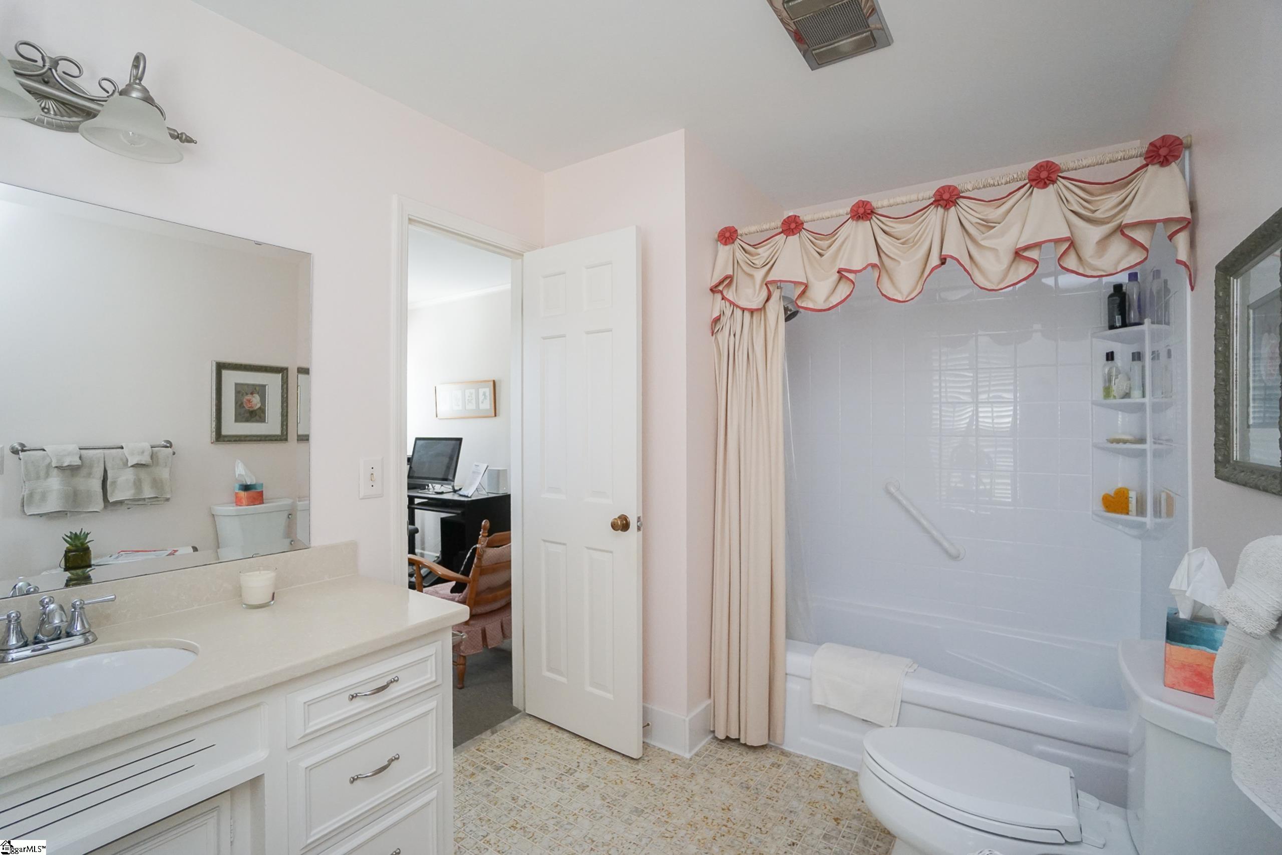 102 Stone Ridge Road Greer, SC 29650 - Photo 20 of 28 Gallery Image 20