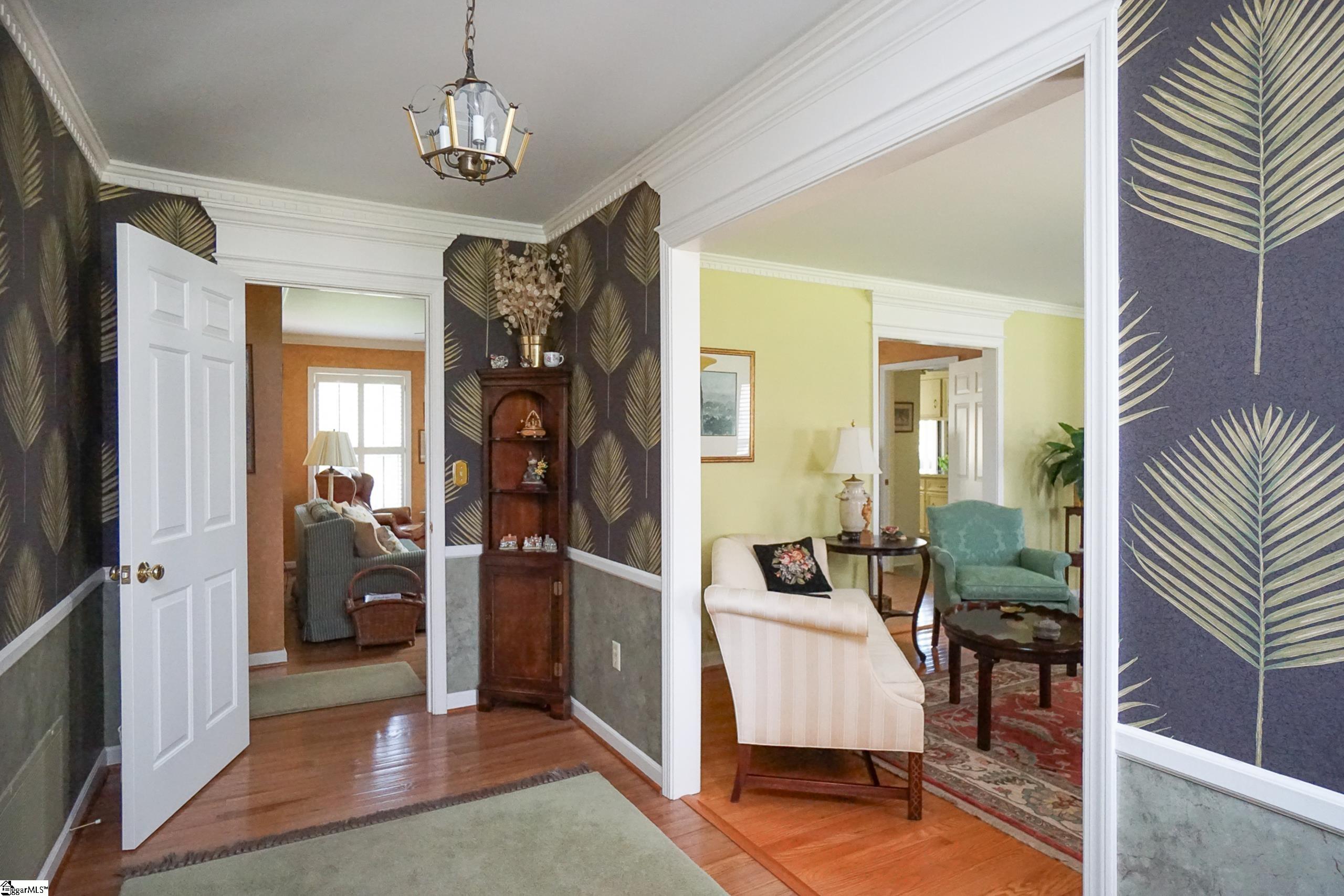 102 Stone Ridge Road Greer, SC 29650 - Photo 4 of 28 Gallery Image 4