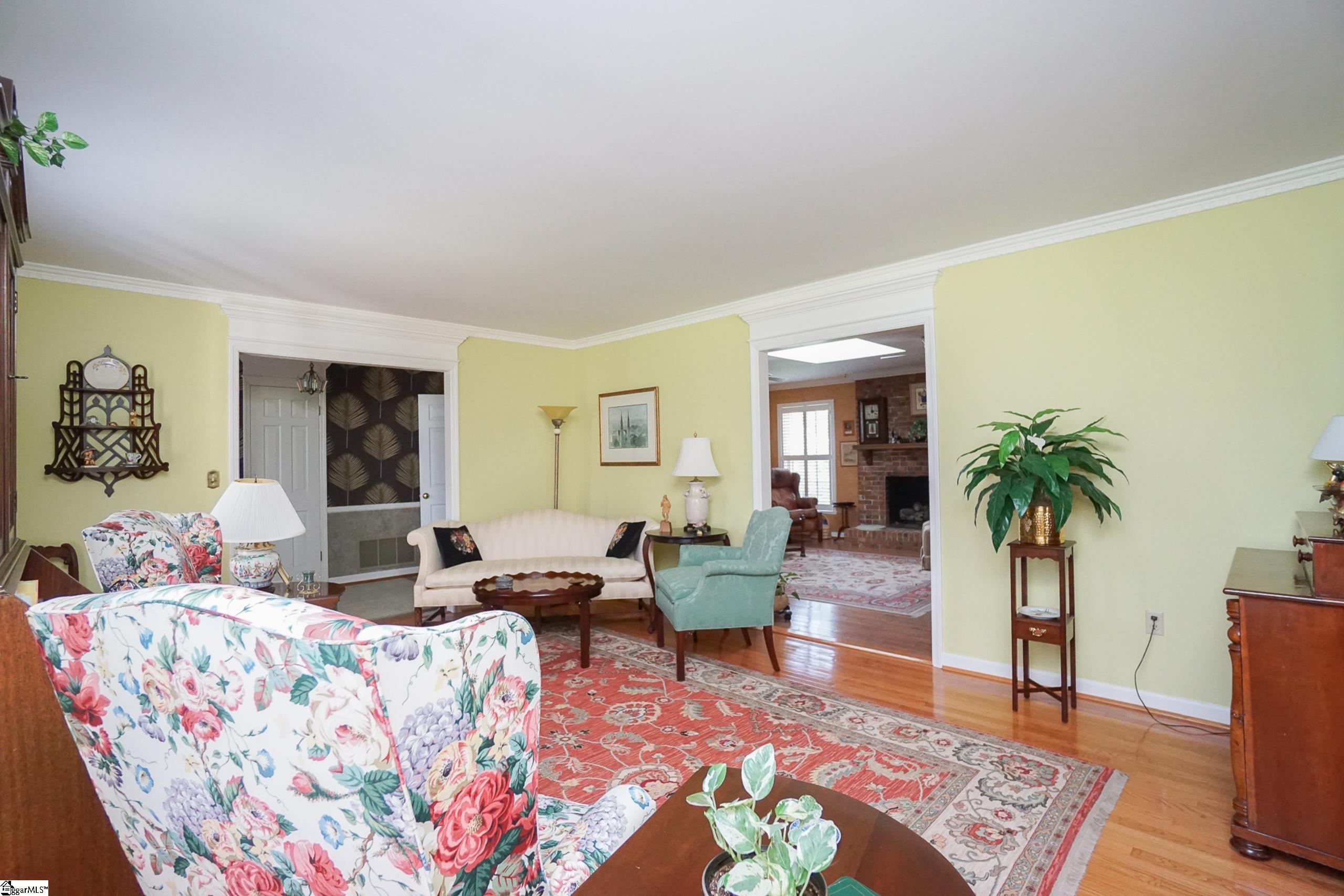 102 Stone Ridge Road Greer, SC 29650 - Photo 7 of 28 Gallery Image 7