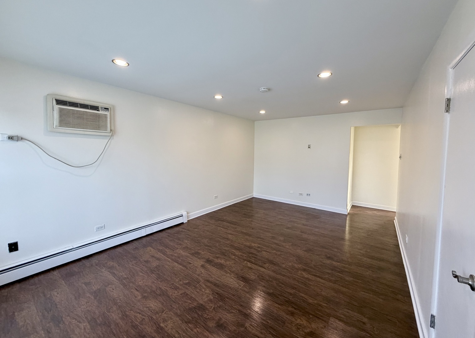 2231 Prairie Street, Unit 2 Blue Island, IL 60406 - Photo 3 of 7 Gallery Image 3