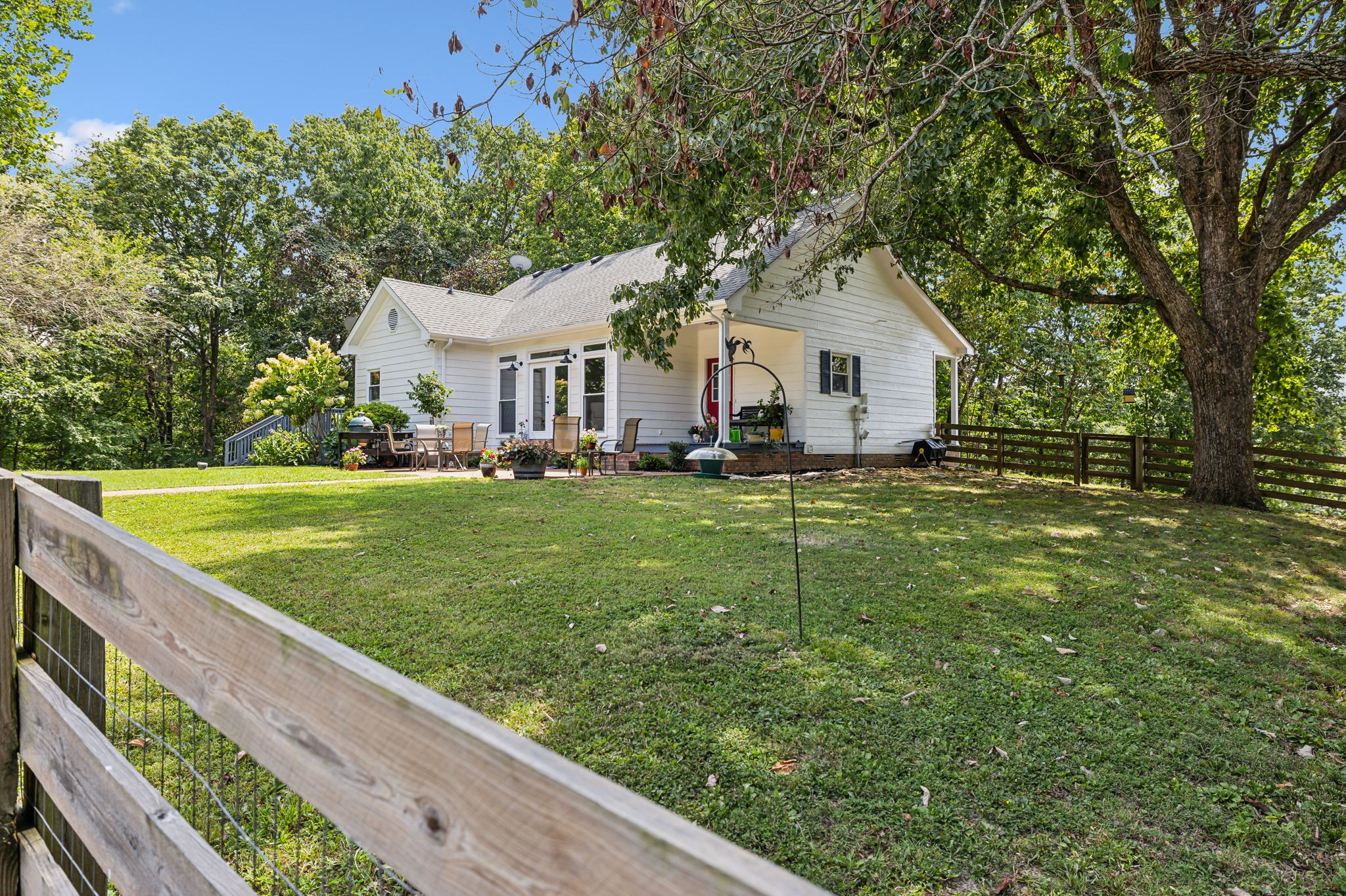 1712 Sugar Ridge Road Spring Hill, TN 37174 - Photo 38 of 65 a house view with a garden space