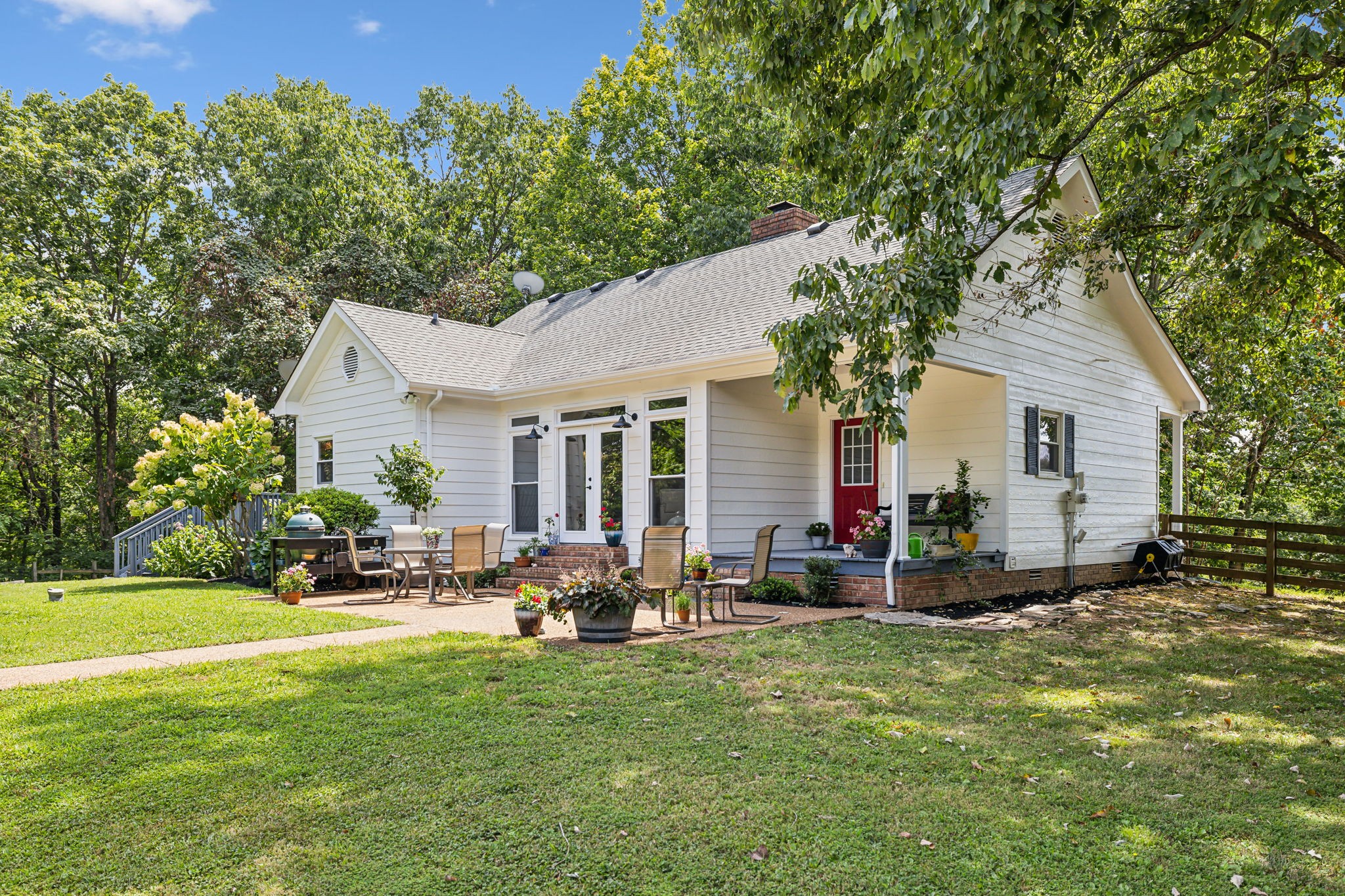 1712 Sugar Ridge Road Spring Hill, TN 37174 - Photo 39 of 65 a front view of house with yard and outdoor seating