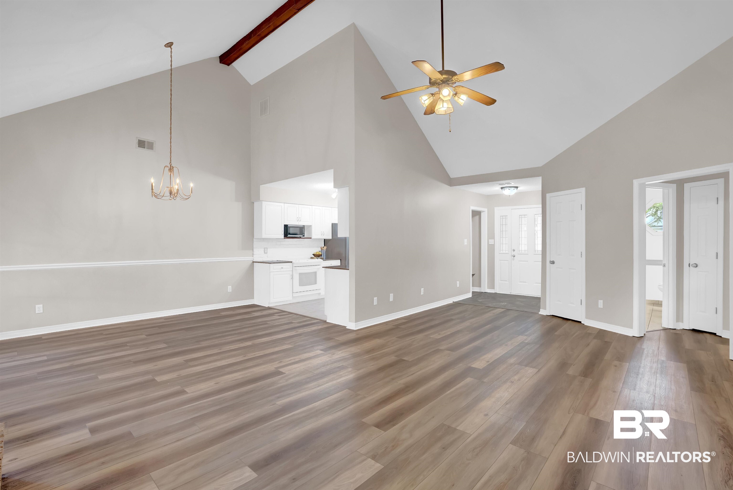 19741 Hunters Loop Fairhope, AL 36532 - Photo 9 of 42 Living Room