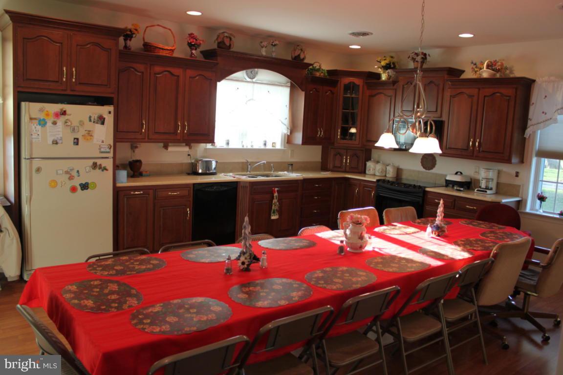 560 Willow Road Lancaster, PA 17601 - Photo 13 of 23 Gallery Image 13