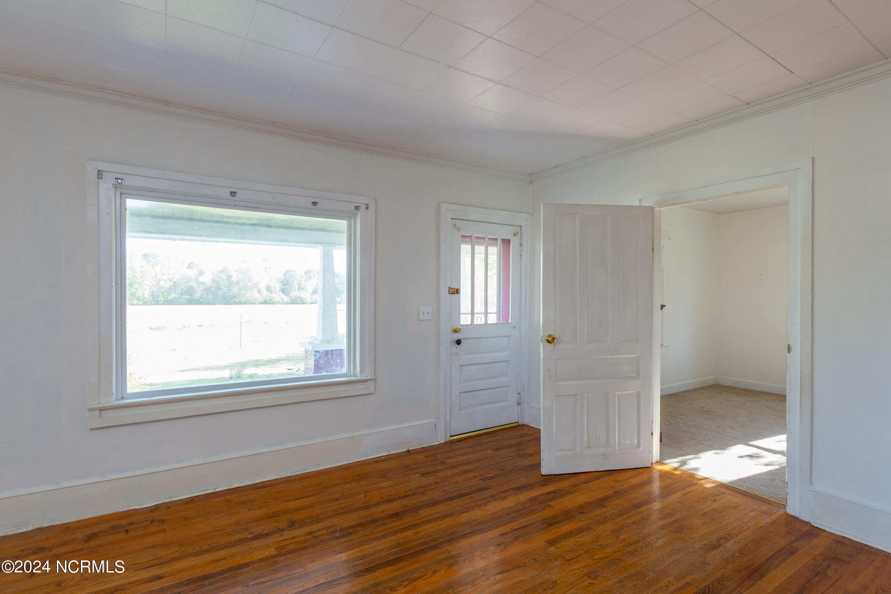 4620 Roanoke Road Newton Grove, NC 28366 - Photo 4 of 35 4620 Roanoke Rd-5