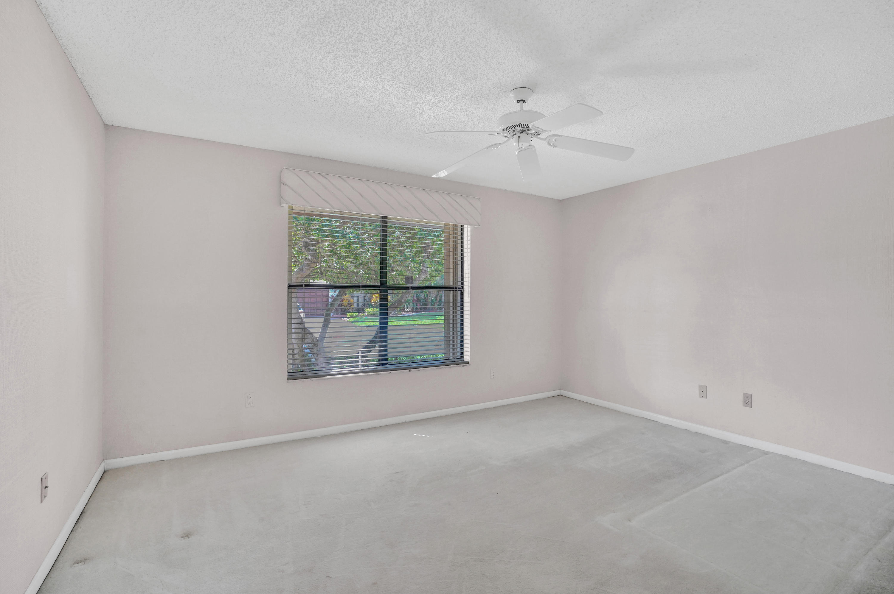 22644 Esplanada Circle Boca Raton, FL 33433 - Photo 30 of 55 DSC05123