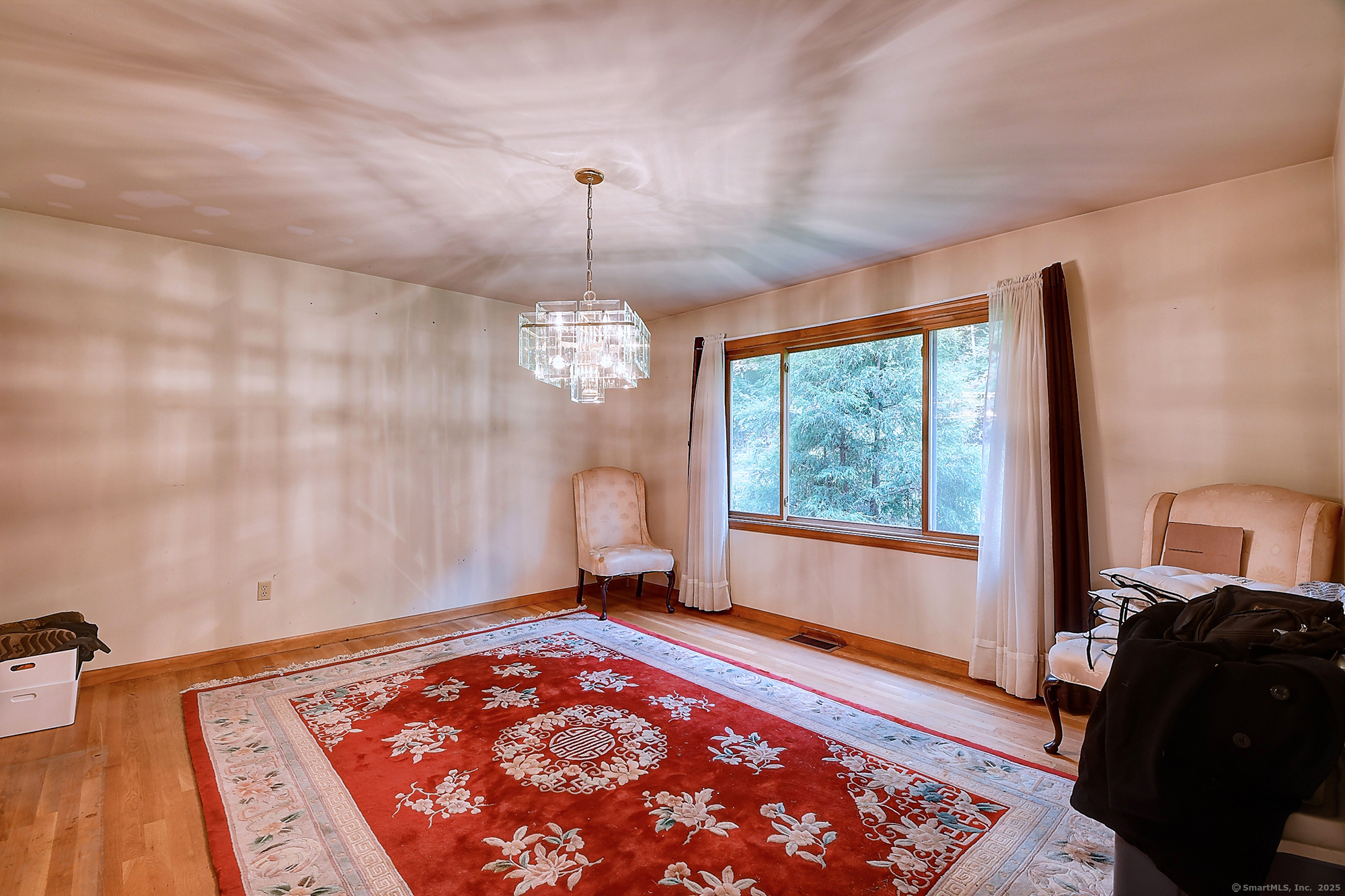 35 Weekeepeemee Road Bethlehem, CT 06751 - Photo 10 of 40 a very nice looking room with a bed