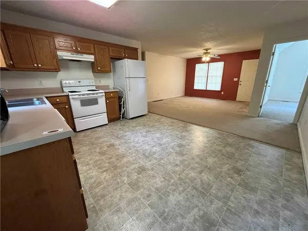 $1,950 | 129 Falcon Brook Drive, Dahlonega, GA 30533