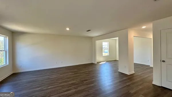 $2,595 | 520 Liberty Hall Drive, Bonaire, GA 31005