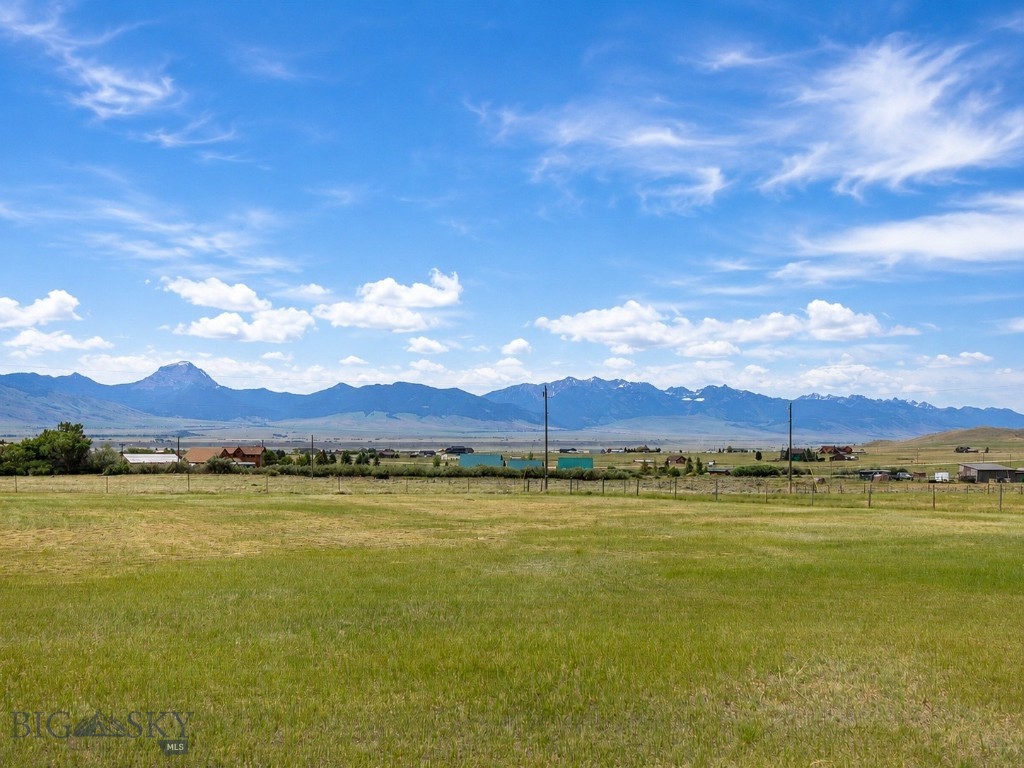 353 Shining Mountains Loop Road Ennis, MT 59729 - Photo 10 of 71 Gallery Image 10