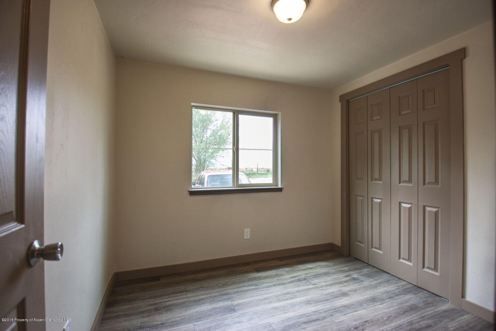 240 Rippy Lane New Castle, CO 81647 - Photo 8 of 25 240 Rippy 3