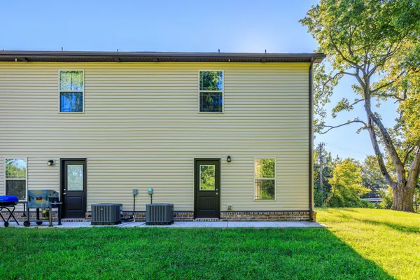 $1,100 | 402 Shelby Street, Unit C, Clarksville, TN 37042