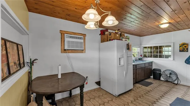 $585,000 | 809 West Canal Street, Mulberry, FL 33860