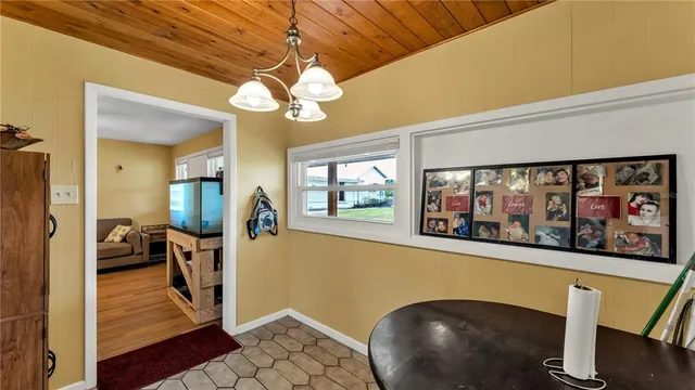 $585,000 | 809 West Canal Street, Mulberry, FL 33860