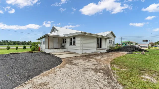 $585,000 | 809 West Canal Street, Mulberry, FL 33860