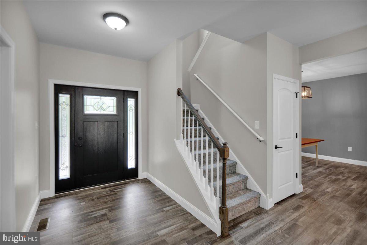 207 Orchard Road Fleetwood, PA 19522 - Photo 3 of 30 Gallery Image 3