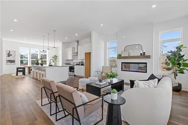 $599,000 | 1452 Obie Avenue Southeast, Atlanta, GA 30315