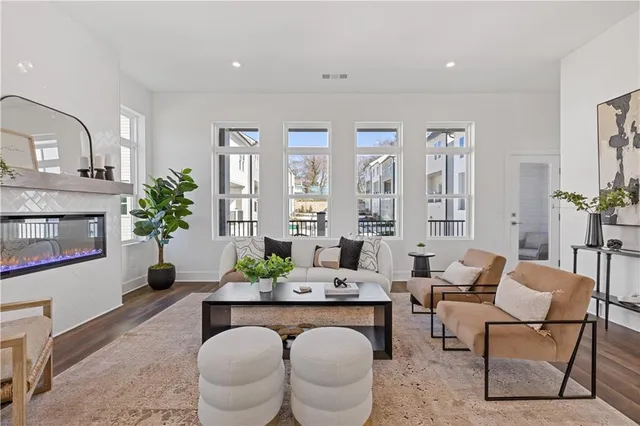 $599,000 | 1452 Obie Avenue Southeast, Atlanta, GA 30315