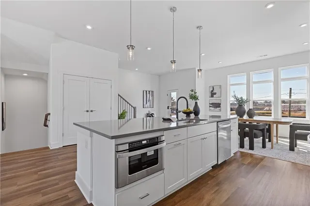 $599,000 | 1452 Obie Avenue Southeast, Atlanta, GA 30315