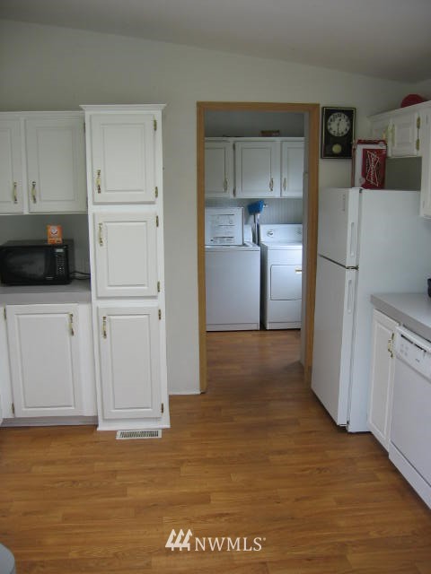 139 Hansen Road Port Angeles, WA 98363 - Photo 13 of 14 Gallery Image 13