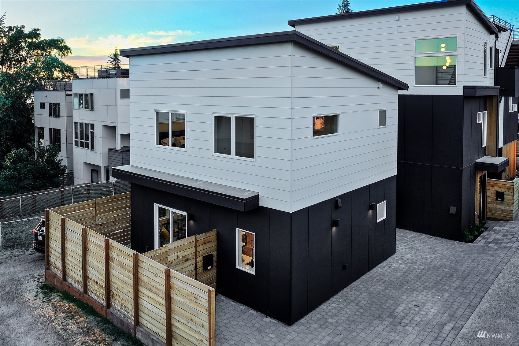 4013 Southwest Thistle Street Seattle, WA 98136 - Photo 14 of 17 Gallery Image 14