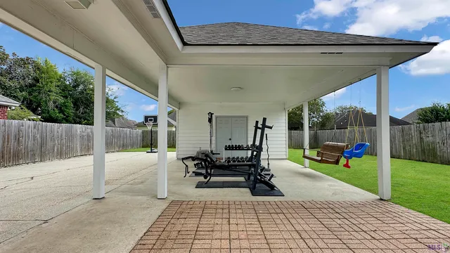 $320,000 | 10222 Springdale Avenue, Baton Rouge, LA 70810