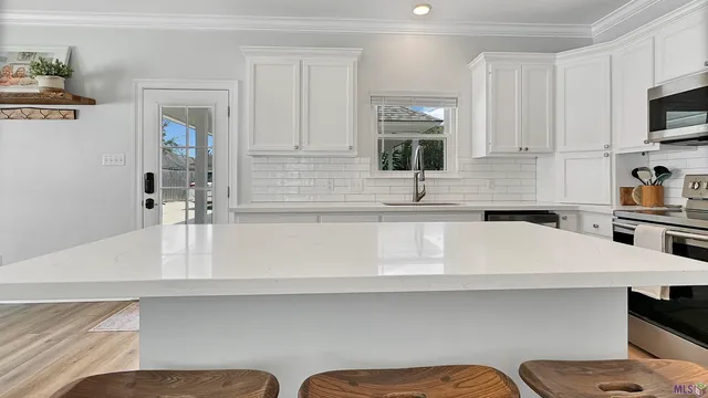 $320,000 | 10222 Springdale Avenue, Baton Rouge, LA 70810