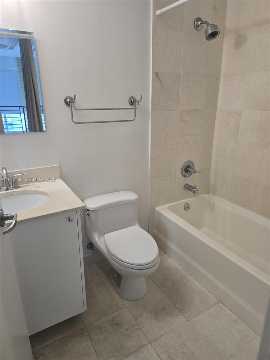 60 Southwest 13th Street, Unit 3218 Miami, FL 33130 - Photo 10 of 15