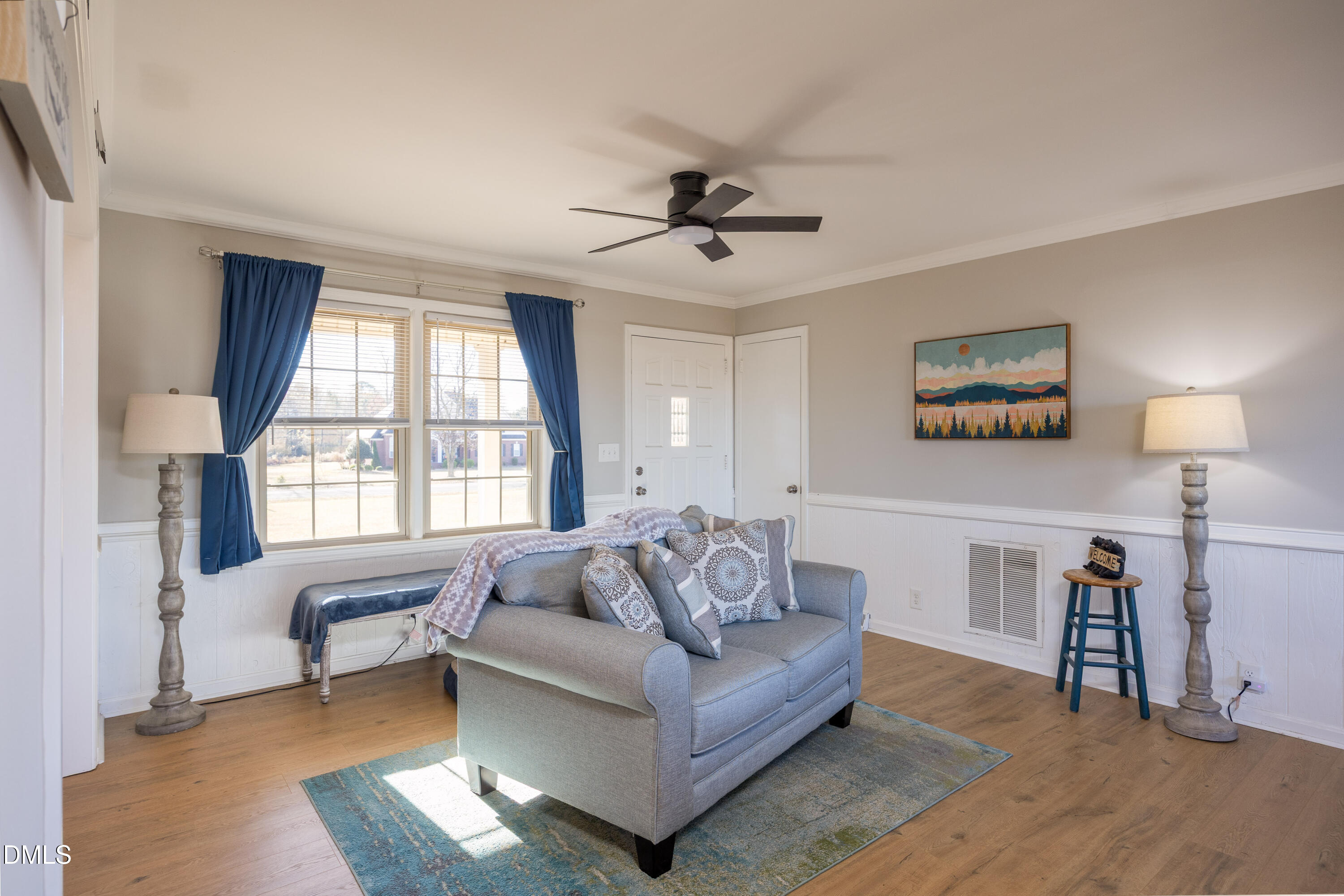 760 Eugene Jernigan Road Dunn, NC 28334 - Photo 4 of 30 a living room with furniture and a window