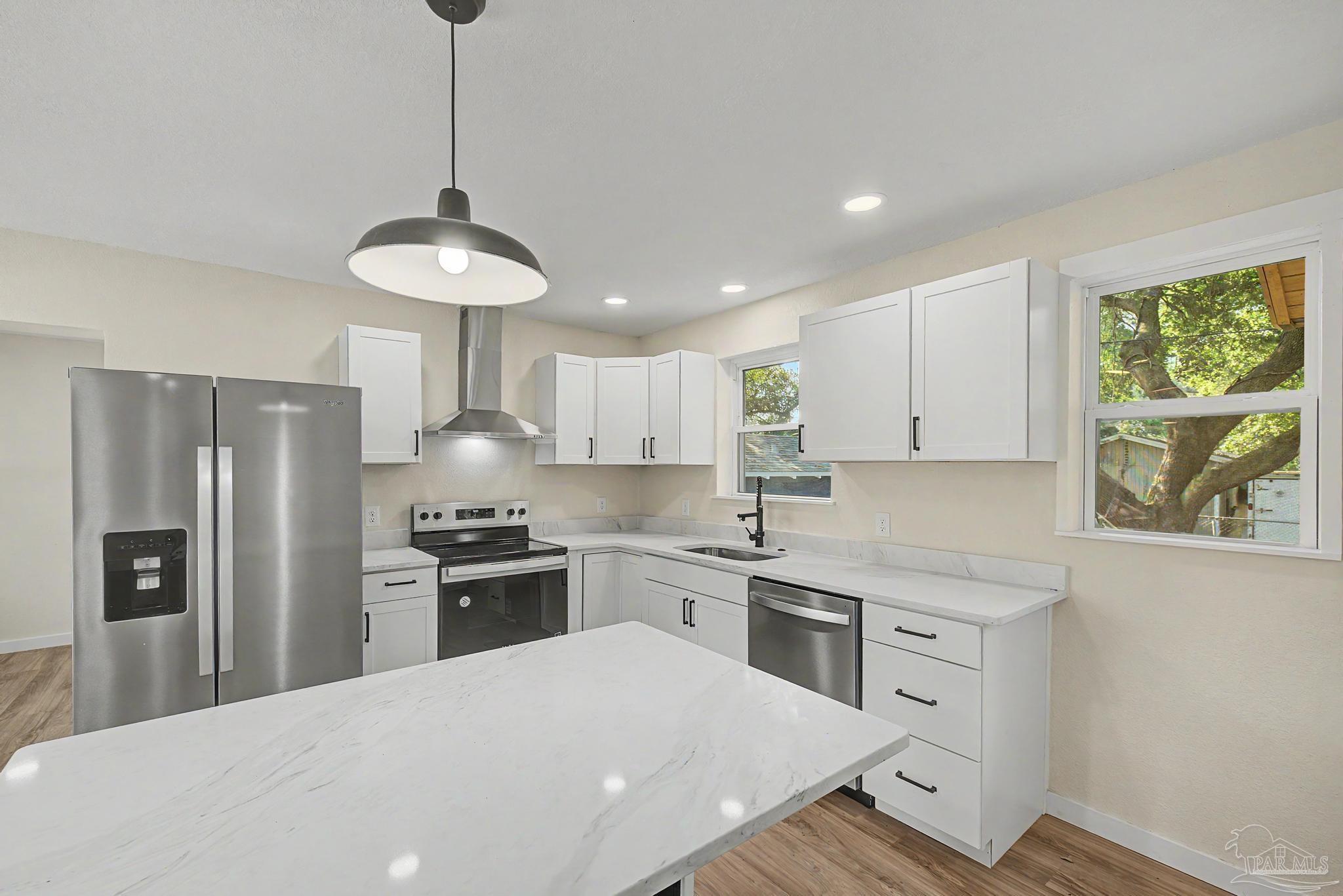 107 Southeast Gilliland Road Pensacola, FL 32507 - Photo 17 of 47