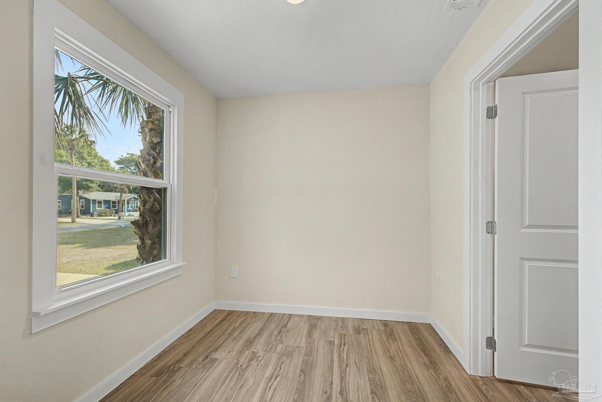 107 Southeast Gilliland Road Pensacola, FL 32507 - Photo 28 of 47