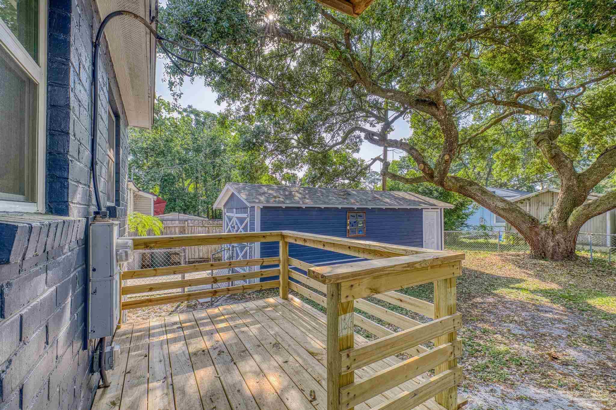 107 Southeast Gilliland Road Pensacola, FL 32507 - Photo 34 of 47
