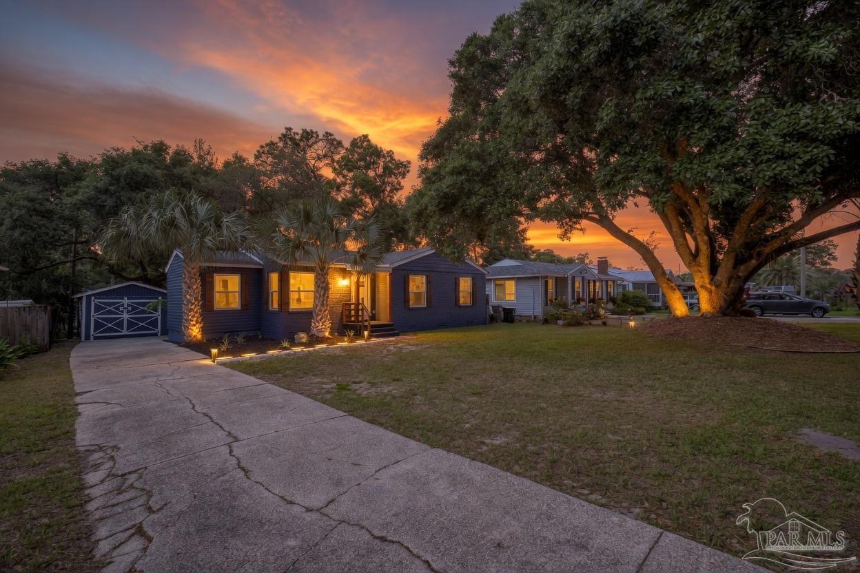 107 Southeast Gilliland Road Pensacola, FL 32507 - Photo 4 of 47