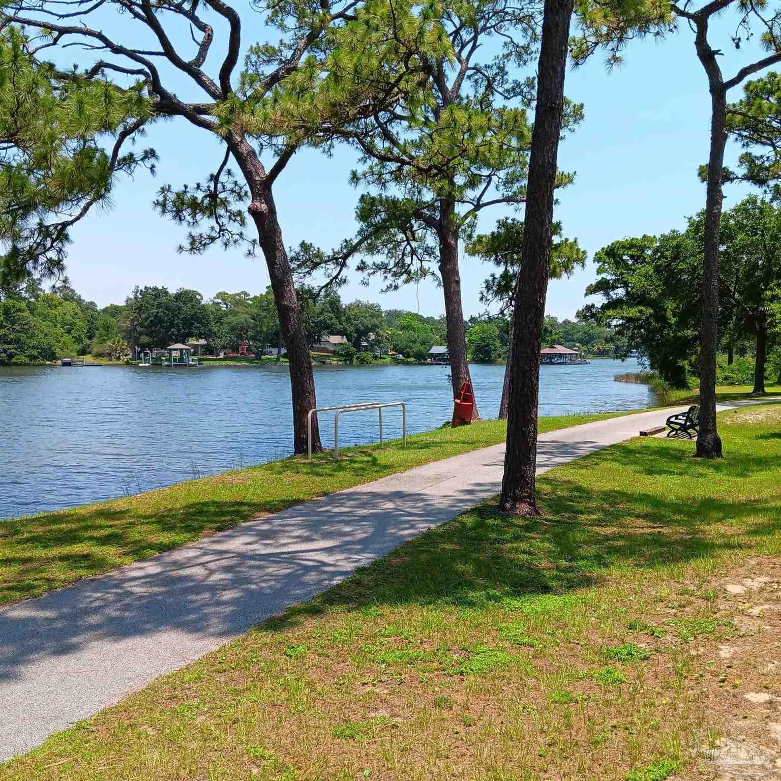 107 Southeast Gilliland Road Pensacola, FL 32507 - Photo 46 of 47