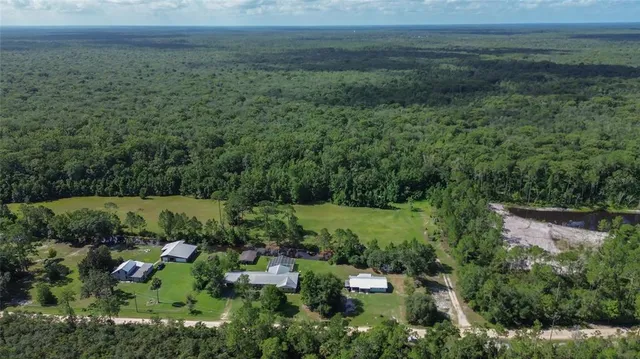 $449,000 | 22040 Blue Creek Lodge Road, Astor, FL 32102