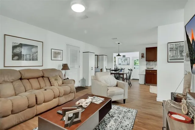 $449,000 | 22040 Blue Creek Lodge Road, Astor, FL 32102