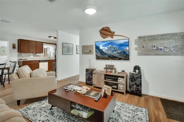 $449,000 | 22040 Blue Creek Lodge Road, Astor, FL 32102